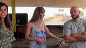 Money Talks: Stealthy Pusssy Rubs on Camera