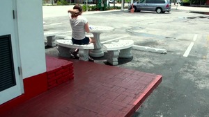 Street BlowJobs: Extra Cash for Fun: Plump Ass & Sloppy BJ