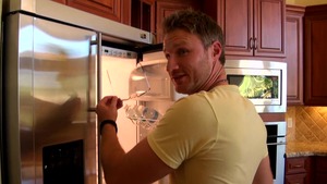 Milf Hunter: House Hunting Turns Wild for Levi