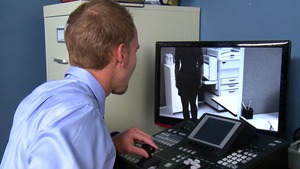 CFNM: Security Man's Lusty Gaze