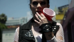 Pornstars Like it Big: The Samaritan's Sackful of Surprises