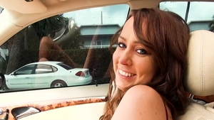 Street BlowJobs: Blue Eyes, Thin Figure, Big Surprise