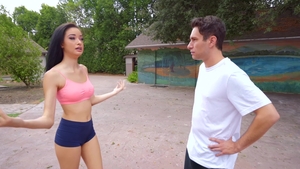 I Know That Girl: Long Legs, Tight Curves - Brad's Fantasy