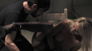HotwifeXXX: S&M Master Instructs on Mouth-Pleasing Skills
