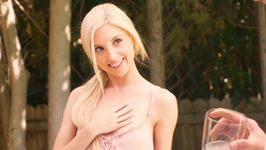 Passion HD: From Lemons to Love at Piper's Stand