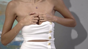 Passion HD: Janice's Bathing Fantasy