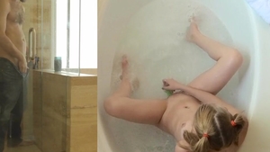 SpyFam: Bathroom Boner for Bro