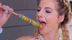 Tiny4K: Candy-Coated Vibrations For Bella