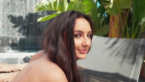 Vogov: Pleasuring a Man with Smoking Beauty