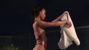 VIXEN: City Sinners: Coeds & Older Gents