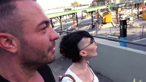 RealFuckingDating.com - Pussy fucked in car