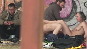 CZECHSNOOPER.COM: Beneath the Surface of Street Life
