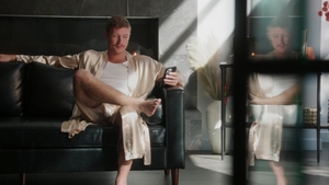 VIXEN: Curvy Vixen's Tempting Deal For Oliver