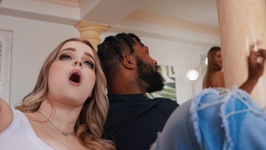 Brazzers: Soapy Sirens in Lesbian Shower