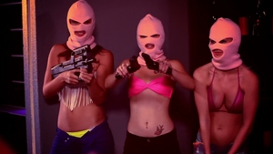 The Racy Adventures of Beach Chicks on the Loose