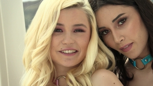 Brunette blonde duo gets bred deep